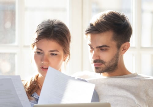 Understanding Tipping Etiquette for Male Movers